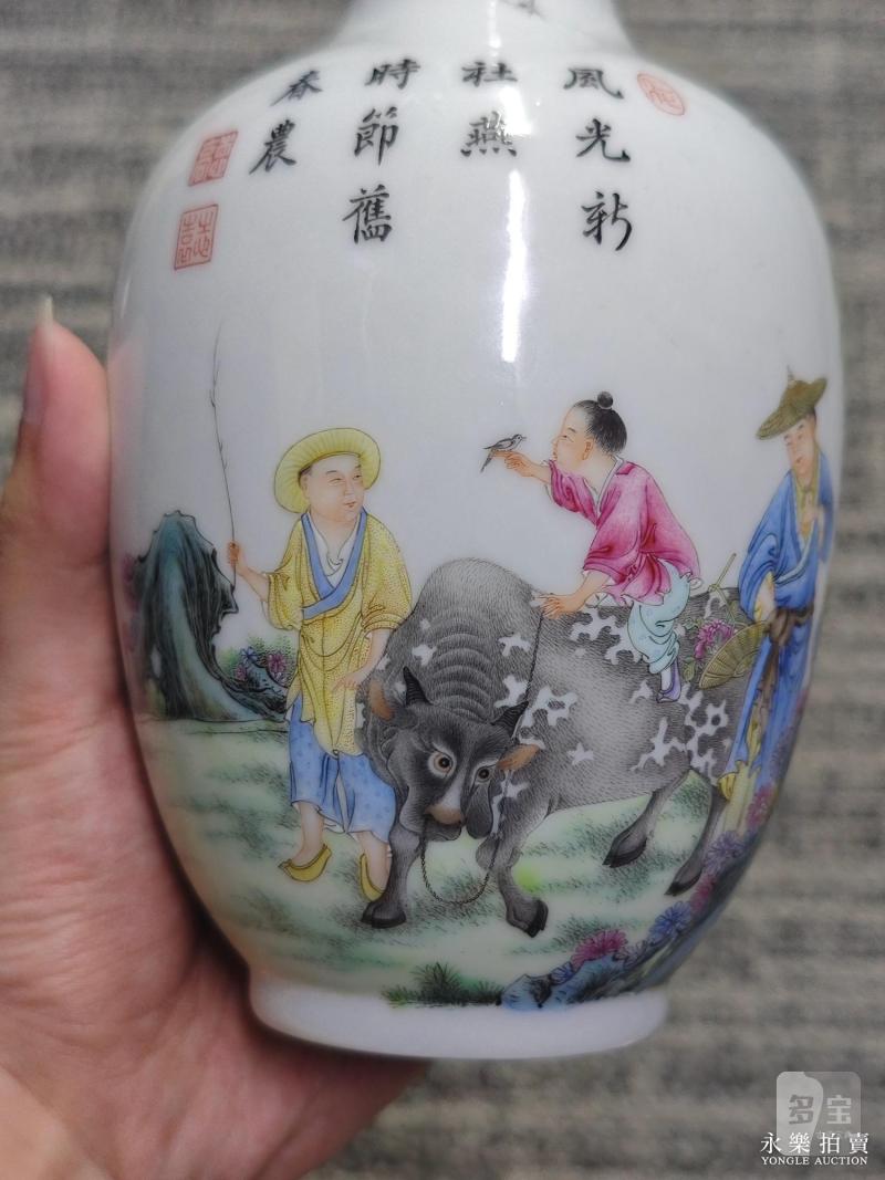 民国 珐琅彩牧牛图诗文灯笼瓶 - 图9